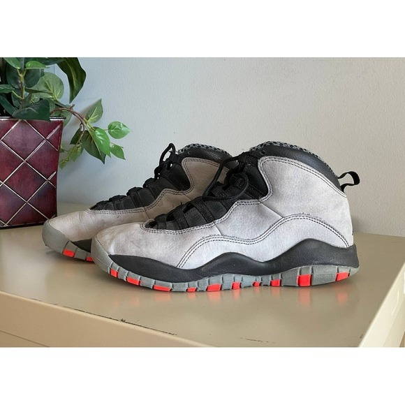 Nike Other - 2013 Nike Air Jordan 10 Retro 310805-023 Cool Grey Infrared Black Youth Size 5Y‎